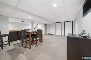 19 Blueberry Ct, Mahwah, NJ 07430 - Photo 34