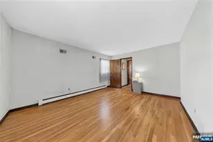 347 Manor Ct, Lyndhurst Township, NJ 07071 - Photo 18