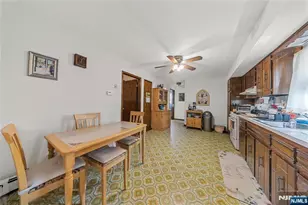 347 Manor Ct, Lyndhurst Township, NJ 07071 - Photo 20