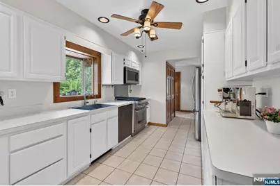 362 Walker Road, West Orange Township, NJ 07052 - Photo 18