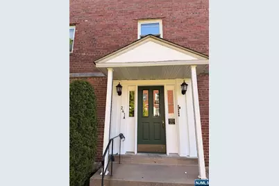 241 Johnson Avenue M2 #M2, Hackensack, NJ 07601 - Photo 18