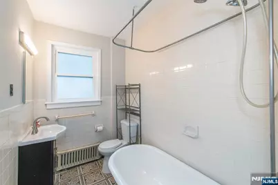 157 Walnut Street, Montclair, NJ 07042 - Photo 22