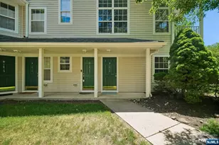1412 York St, Mahwah, NJ 07430 - Photo 2