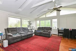 223 Canterbury Ave, North Arlington, NJ 07031 - Photo 12