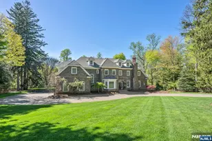 268 Woodside Ave, Franklin Lakes, NJ 07417 - Photo 4