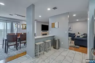 48 Buchanon Ct 48, West Orange Township, NJ 07052 - Photo 10