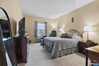 9224 Richmond Road, West Milford, NJ 07480 - Photo 16