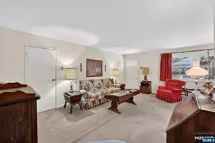 15 Cottage Street 11A, Midland Park, NJ 07432 - Photo 4