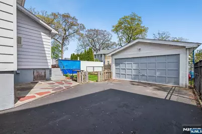 192 New Street, Belleville, NJ 07109 - Photo 38