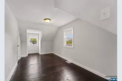 19 Elmwood, West Orange Township, NJ 07052 - Photo 22