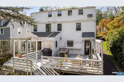 583 Highland Avenue, Montclair, NJ 07043 - Photo 38