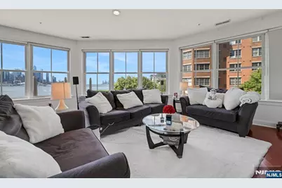 20 Ave At Port Imperial 202 #202, West New York, NJ 07093 - Photo 6