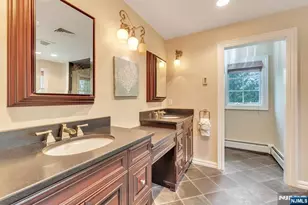 381 Pinewood Dr, Wyckoff Township, NJ 07481 - Photo 28