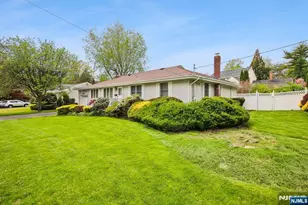 82 Seminary St, Bergenfield, NJ 07621 - Photo 2