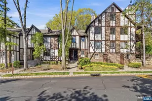 3711 Mark Twain Way, Mahwah, NJ 07430 - Photo 2