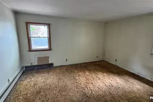 69 Lincoln Ave, Elmwood Park, NJ 07407 - Photo 4