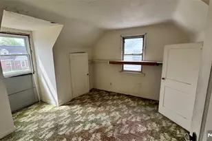69 Lincoln Ave, Elmwood Park, NJ 07407 - Photo 8