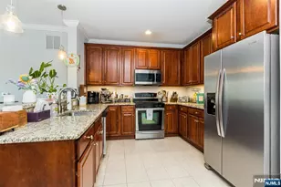 6217 Brookhaven Ct 217, Riverdale, NJ 07457 - Photo 8