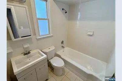 11 Lentz Place, Irvington, NJ 07111 - Photo 10