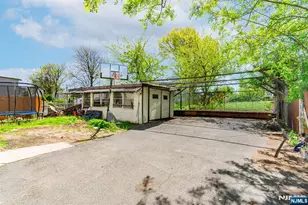 420 Mechanic St, Orange, NJ 07050 - Photo 18