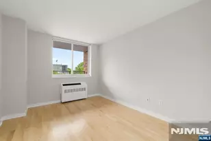 310 Hudson Park 310, Edgewater, NJ 07020 - Photo 24