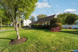 203 Lawrence Dr, Paramus, NJ 07652 - Photo 2