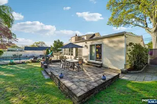 203 Lawrence Dr, Paramus, NJ 07652 - Photo 26