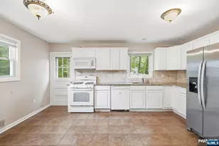 104 14th St, Cresskill, NJ 07626 - Photo 10