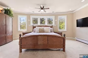 305 Blauvelt Ct, Paramus, NJ 07652 - Photo 30