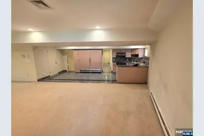 307 Center Street, Englewood Cliffs, NJ 07632 - Photo 40