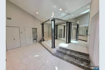 307 Center Street, Englewood Cliffs, NJ 07632 - Photo 26