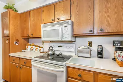 46 Watsessing Avenue A9 #A9, Belleville, NJ 07109 - Photo 4