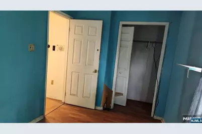 65 Hamilton Street, East Orange, NJ 07017 - Photo 4