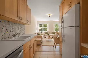 926 Bloomfield 1K, Glen Ridge, NJ 07028 - Photo 10