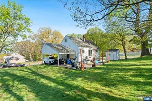 46 Pershing Pl, Woodland Park, NJ 07424 - Photo 12