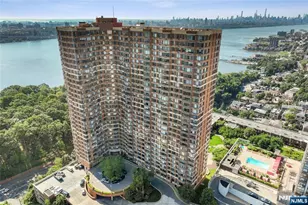 100 Old Palisade Road 1610, Fort Lee, NJ 07024 - Photo 1
