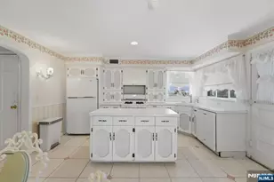 14 Elmwood Terrace, Elmwood Park, NJ 07407 - Photo 12