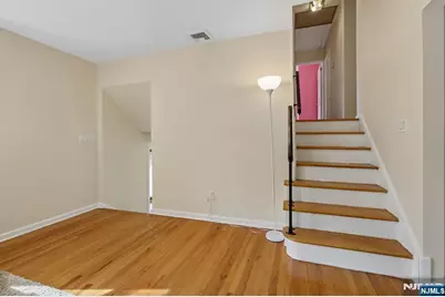267 Pershing Avenue, Ridgewood, NJ 07450 - Photo 22