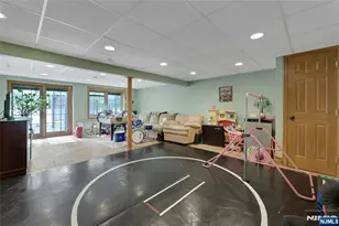 7 S 1st St, Park Ridge, NJ 07656 - Photo 24