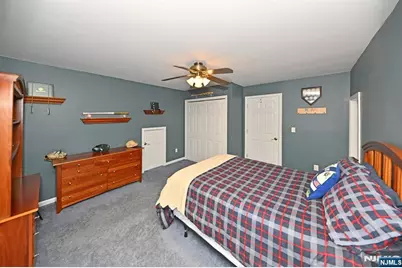 409 Walnut Street, Washington Township, NJ 07676 - Photo 16