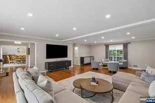 2 Barnstable Ct, Morris Township, NJ 07960 - Photo 8
