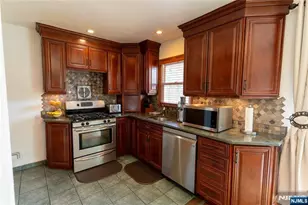 93 Brighton Rd, Clifton, NJ 07012 - Photo 10