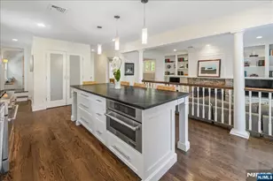 138 Melrose Pl, Ridgewood, NJ 07450 - Photo 12
