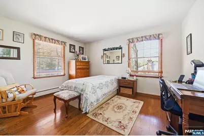 27 Pennsylvania Avenue, Montvale, NJ 07645 - Photo 12