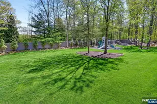 9 Heller Ct, Mahwah, NJ 07430 - Photo 46