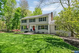 558 W Saddle River Rd, Upper Saddle River, NJ 07458 - Photo 2