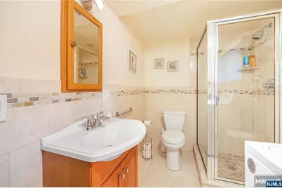 88 Ross Avenue, Emerson, NJ 07630 - Photo 34