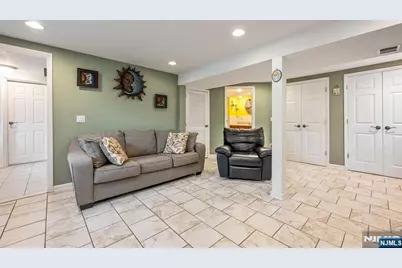 115 Claremont Terrace, Wayne, NJ 07470 - Photo 22