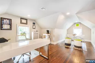 90 Gates Ave, Montclair, NJ 07042 - Photo 28