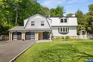 474 Stevens Ave, Ridgewood, NJ 07450 - Photo 2